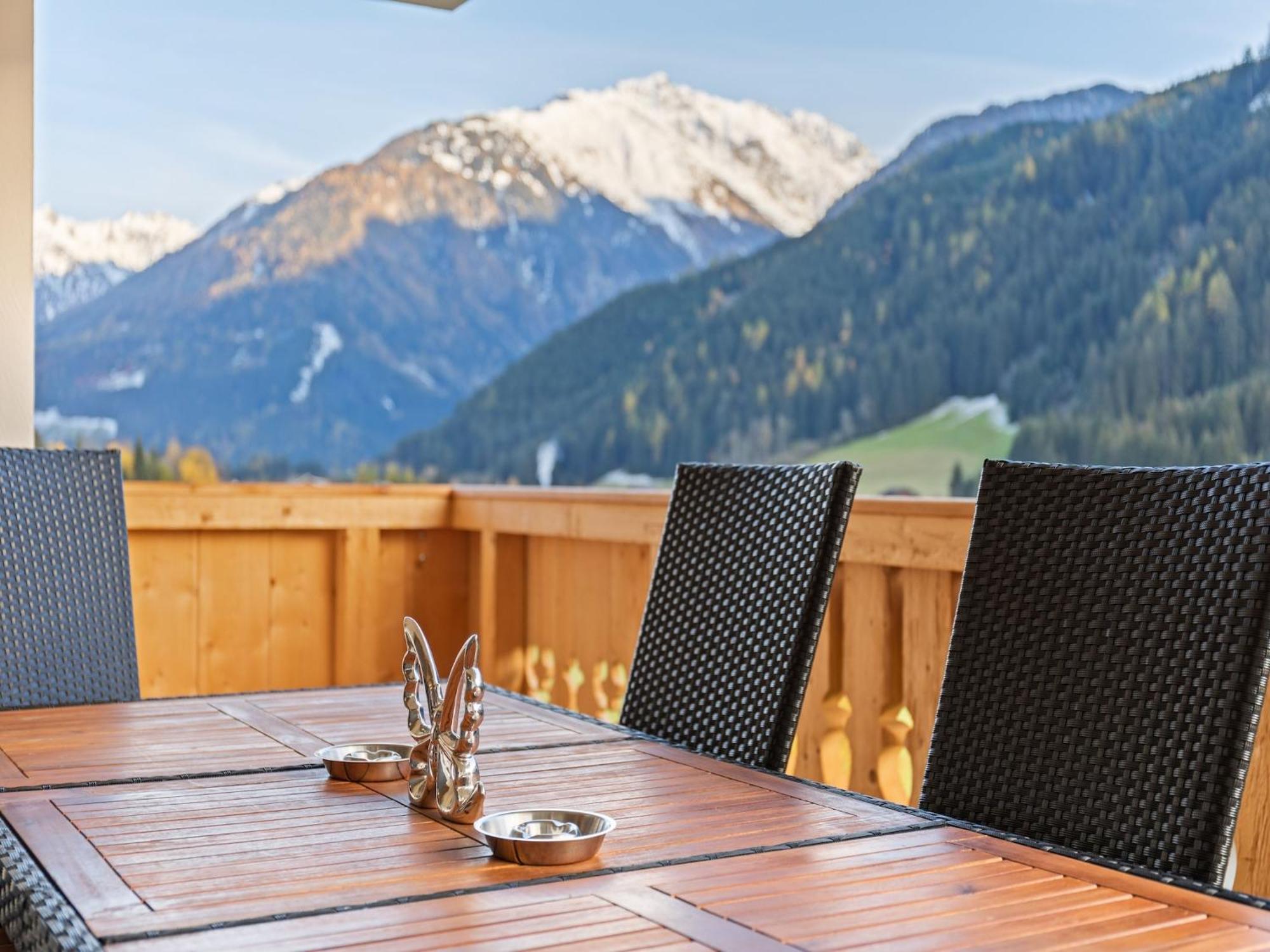 Luxurious Apartment With Sauna In Koenigsleiten Wald im Pinzgau Eksteriør billede