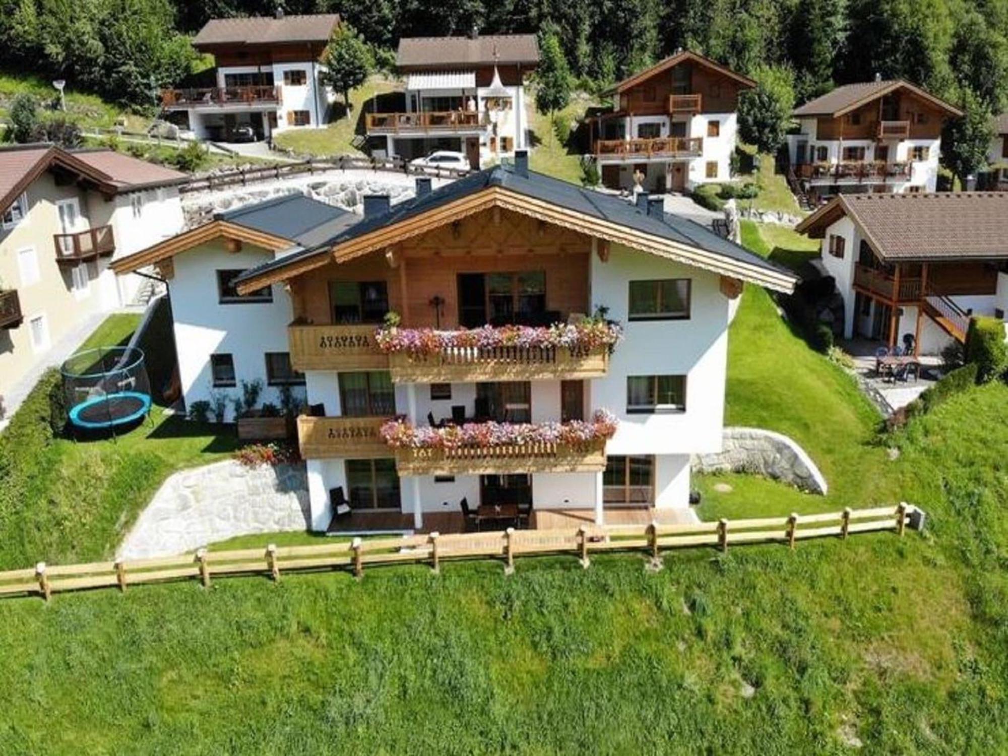 Luxurious Apartment With Sauna In Koenigsleiten Wald im Pinzgau Eksteriør billede