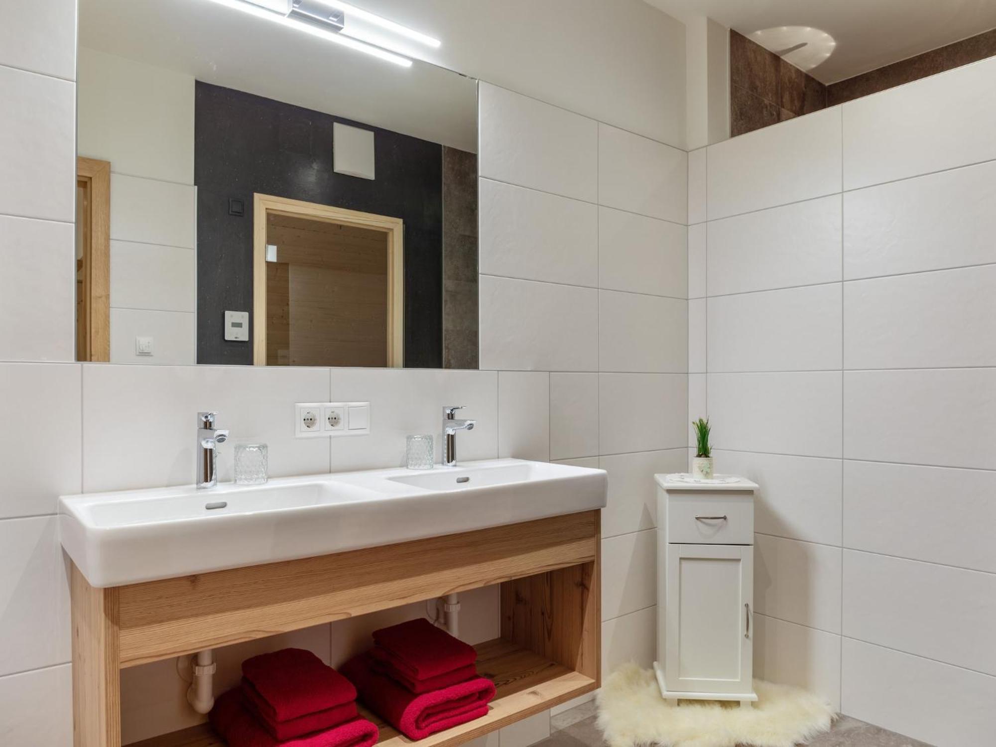 Luxurious Apartment With Sauna In Koenigsleiten Wald im Pinzgau Eksteriør billede